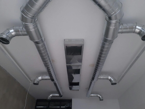 نصب و خدمات زیرساخت داکت اسپلیت در مهرگان 